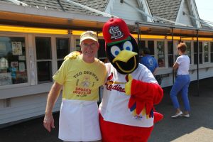 Fredbird at Ted Drewes