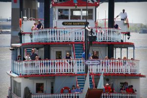 The Tom Sawyer Riverboat cruises down the Mississippi River