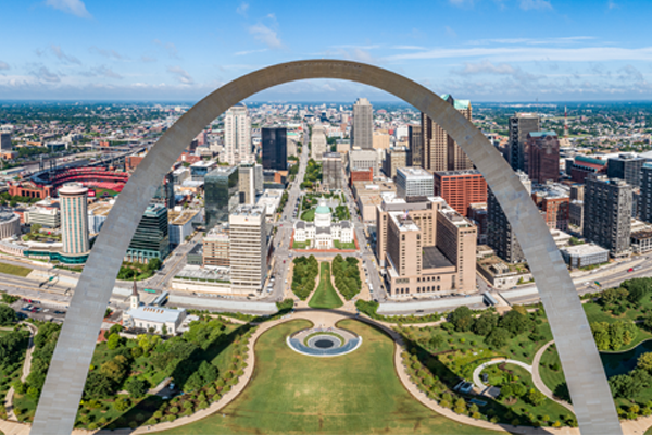 Gateway Arch from the sky